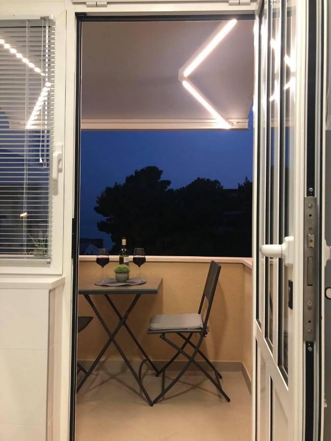 Deluxe Apartments Kate Makarska Exterior foto