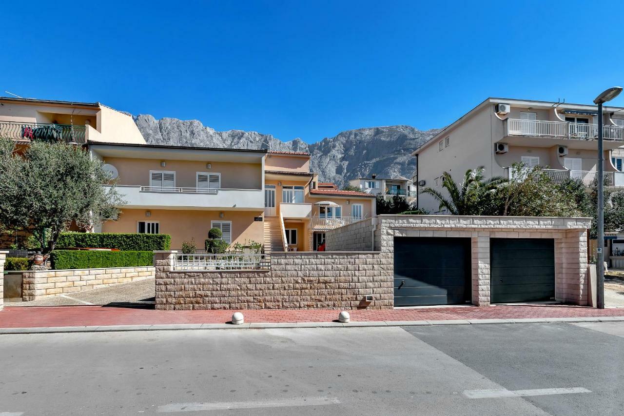 Deluxe Apartments Kate Makarska Exterior foto