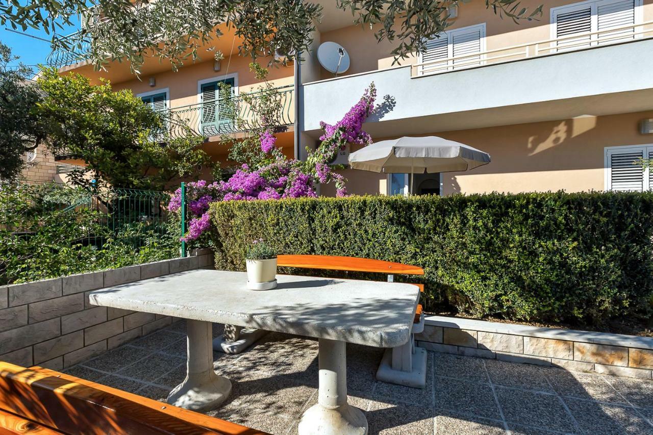 Deluxe Apartments Kate Makarska Exterior foto