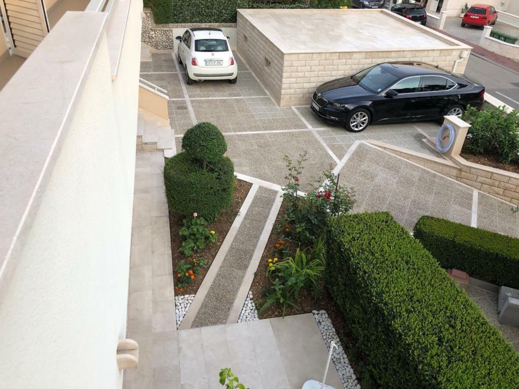 Deluxe Apartments Kate Makarska Exterior foto